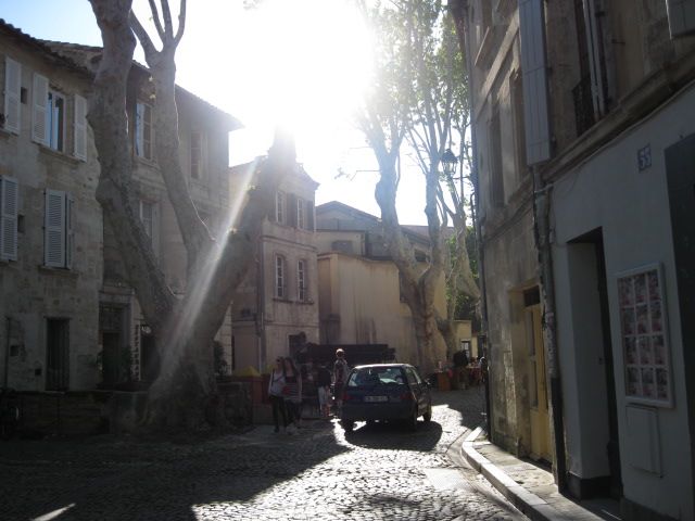 Avignonsunnystreet