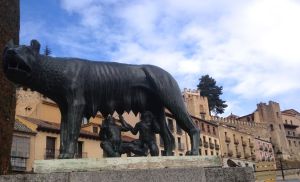 segoviaweirdsculpture